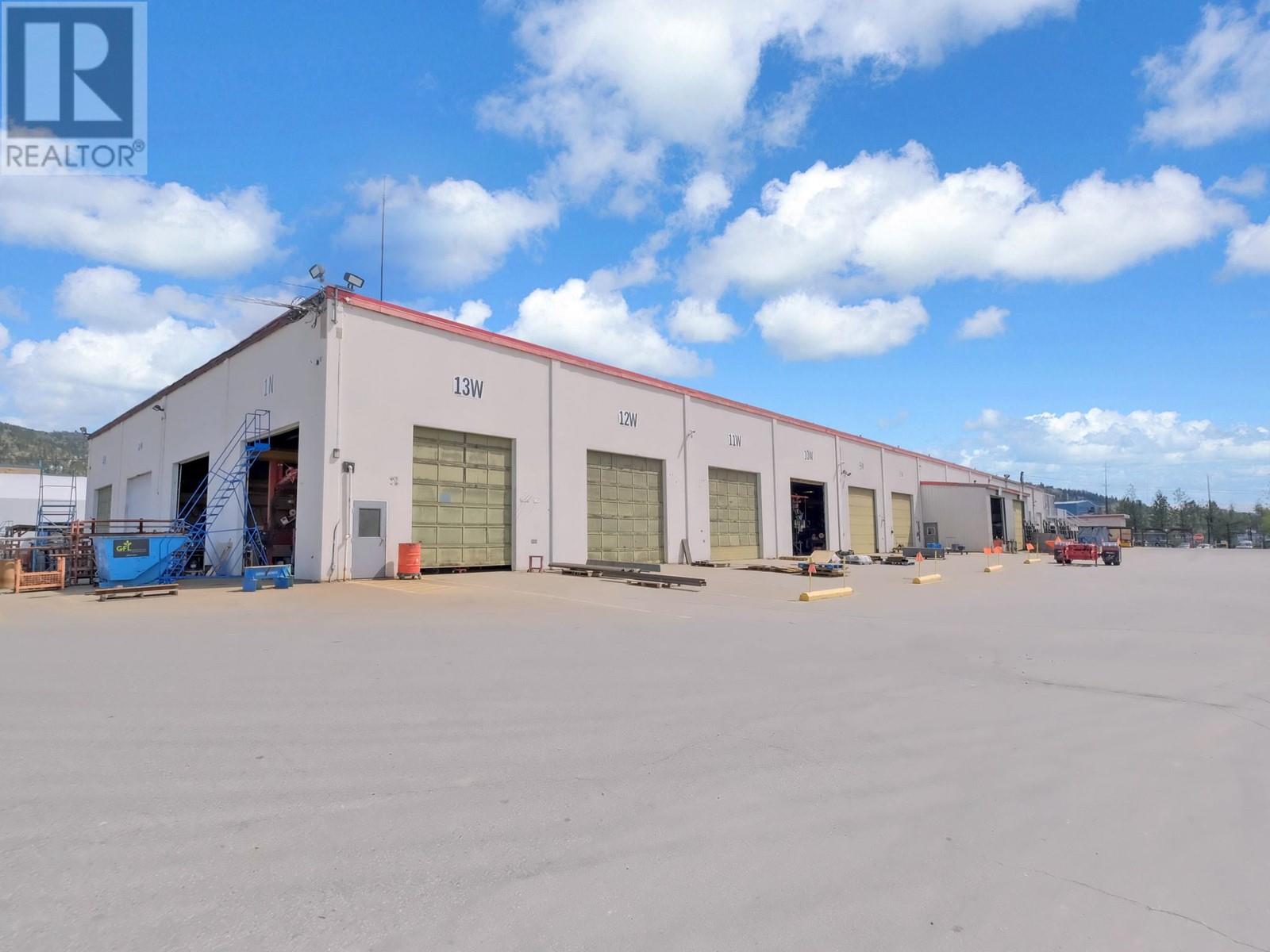  575 PAGE Avenue, Penticton