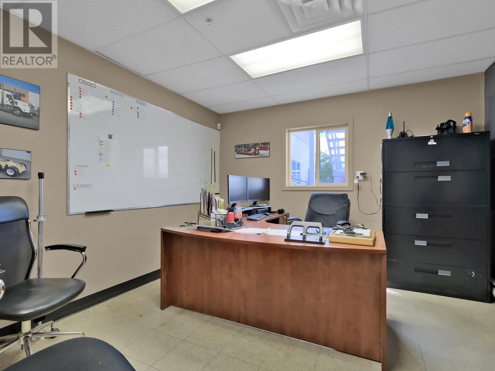  575 PAGE Avenue, Penticton