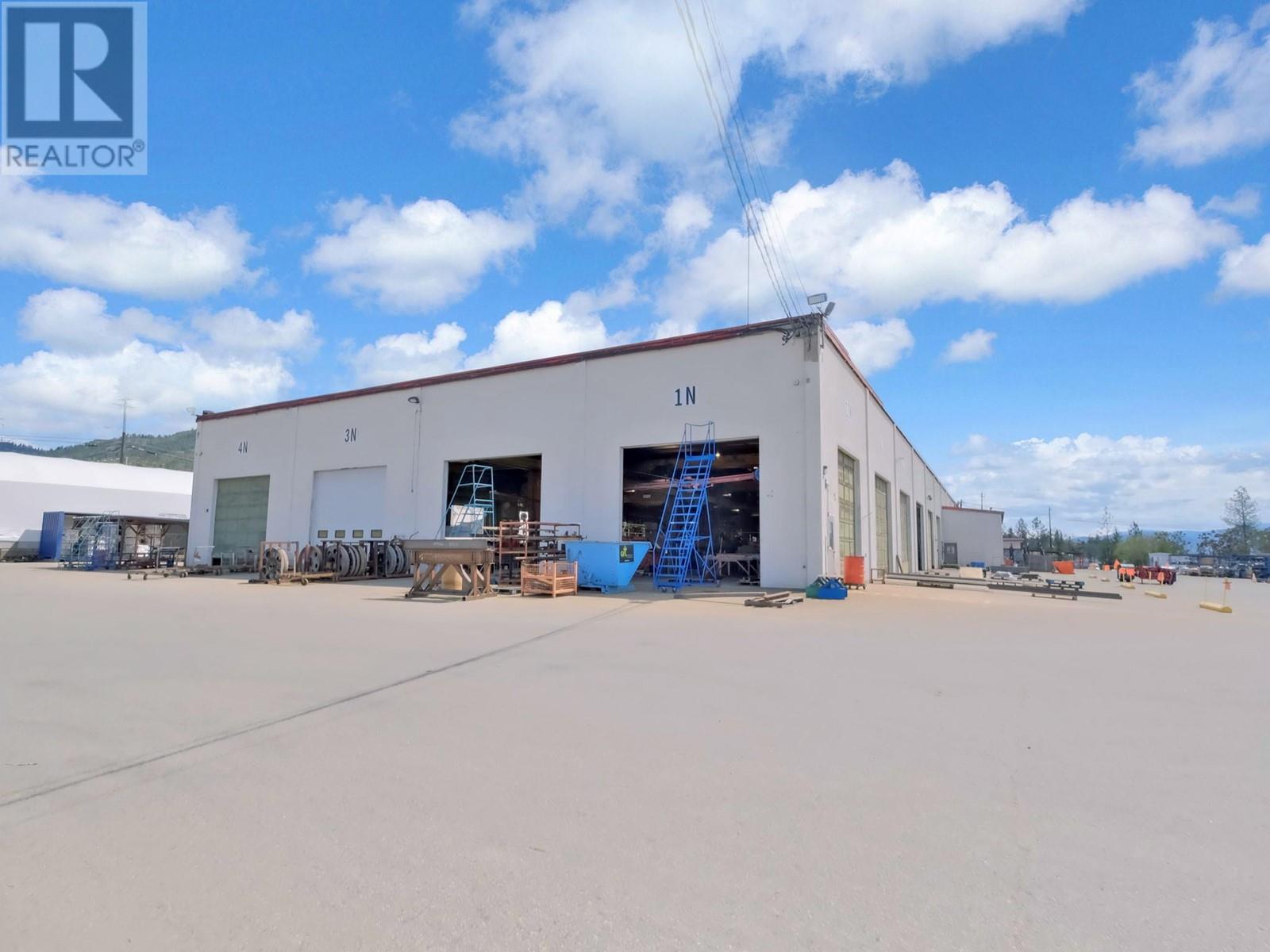  575 PAGE Avenue, Penticton