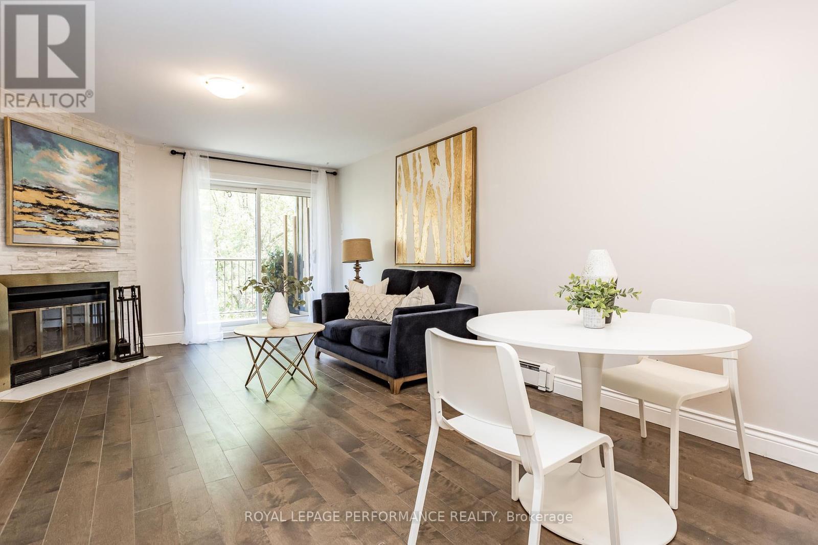 Photo 19 of 233 Mart Circle, Ottawa ON
