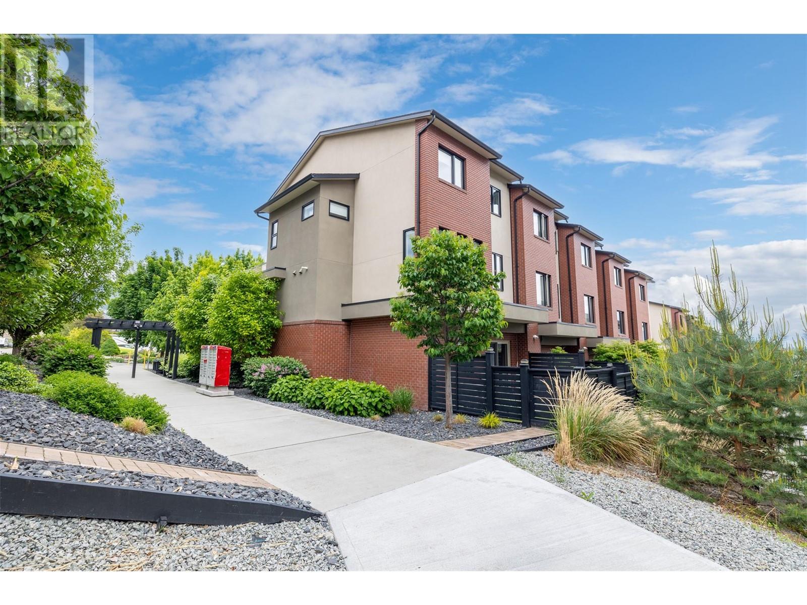 10 3620 Brown Road, West Kelowna
