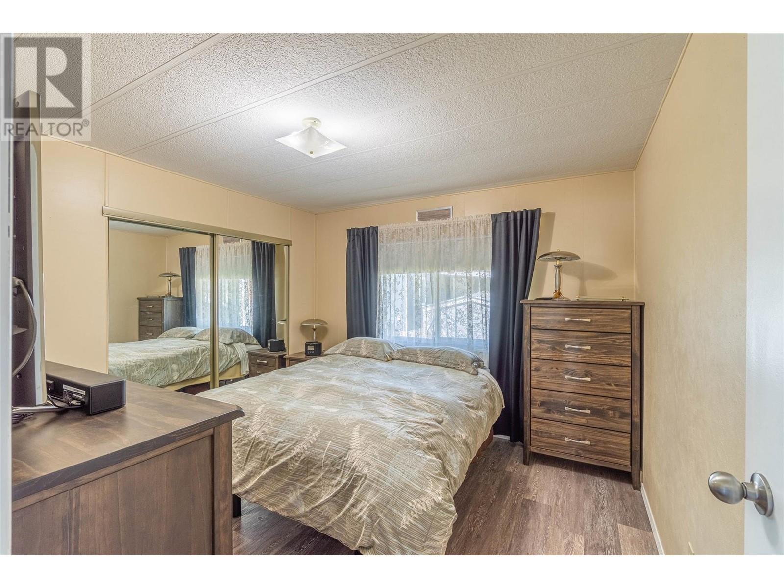 Photo 8 of 2400 Oakdale Way Unit 27, Kamloops BC