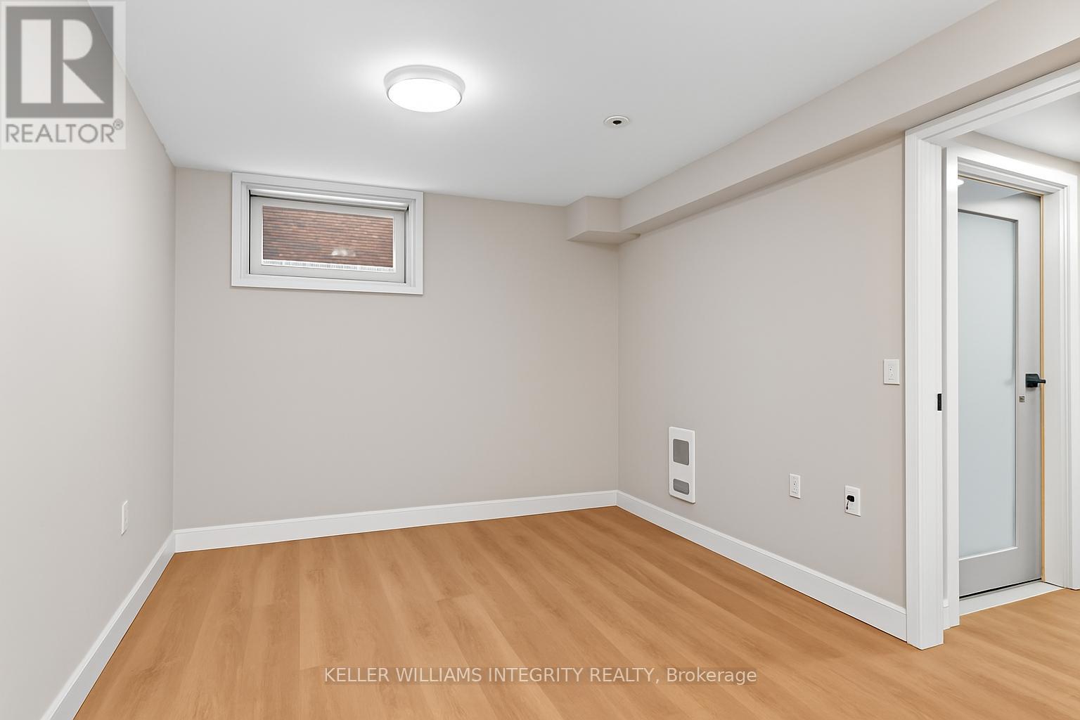 Photo 11 of 1116 Cline Crescent, Ottawa ON