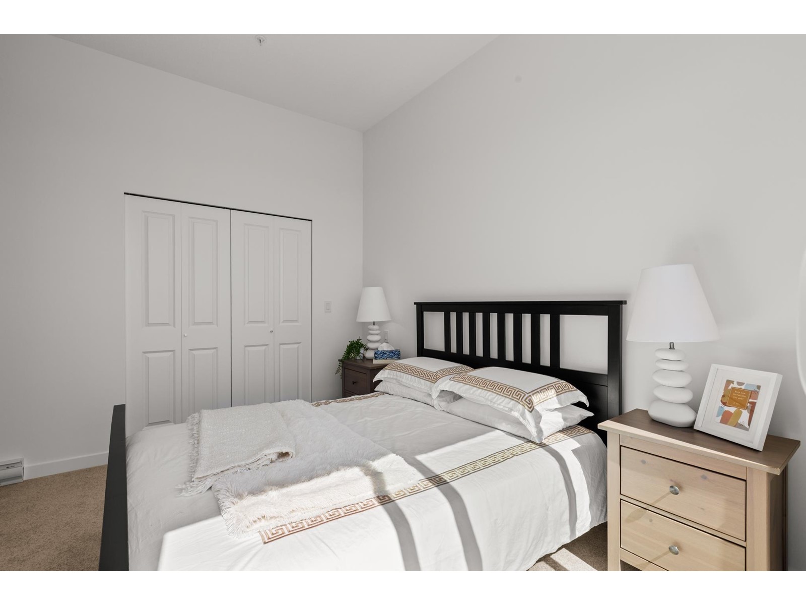 Photo 1 of 622 15738 85 Avenue, Surrey BC