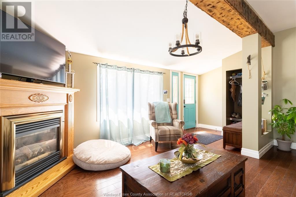 Photo 11 of 49 Riverview, Lasalle ON