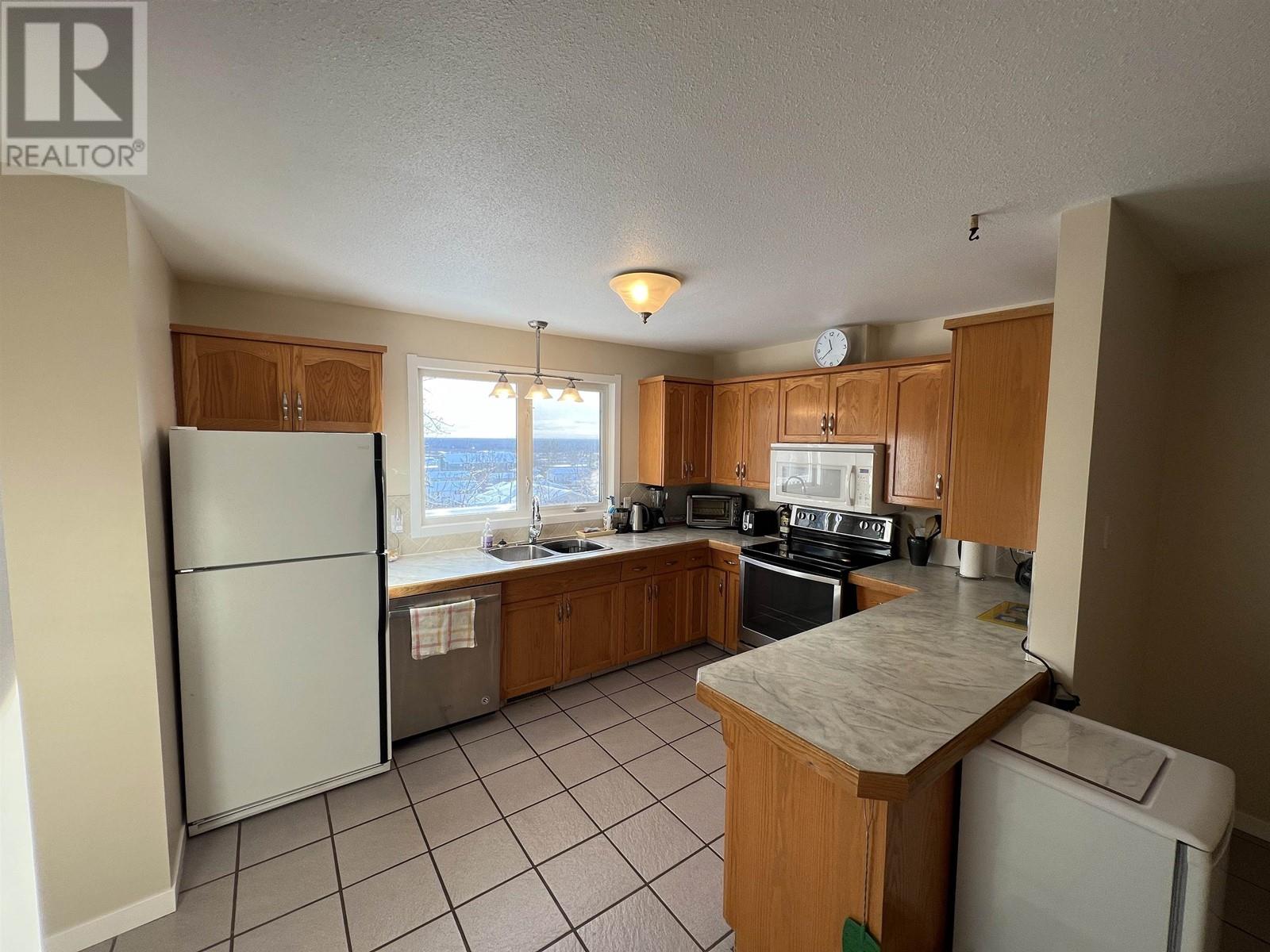 5324 51 STREET, Fort Nelson