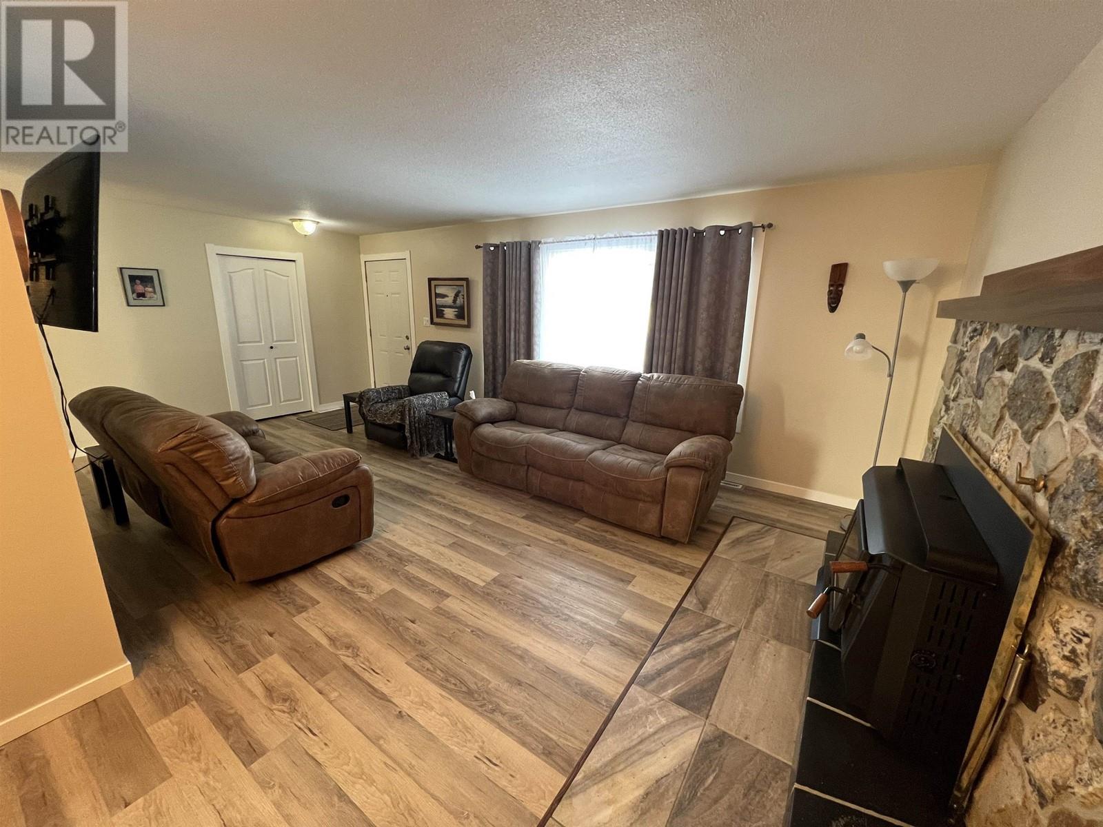 5324 51 STREET, Fort Nelson