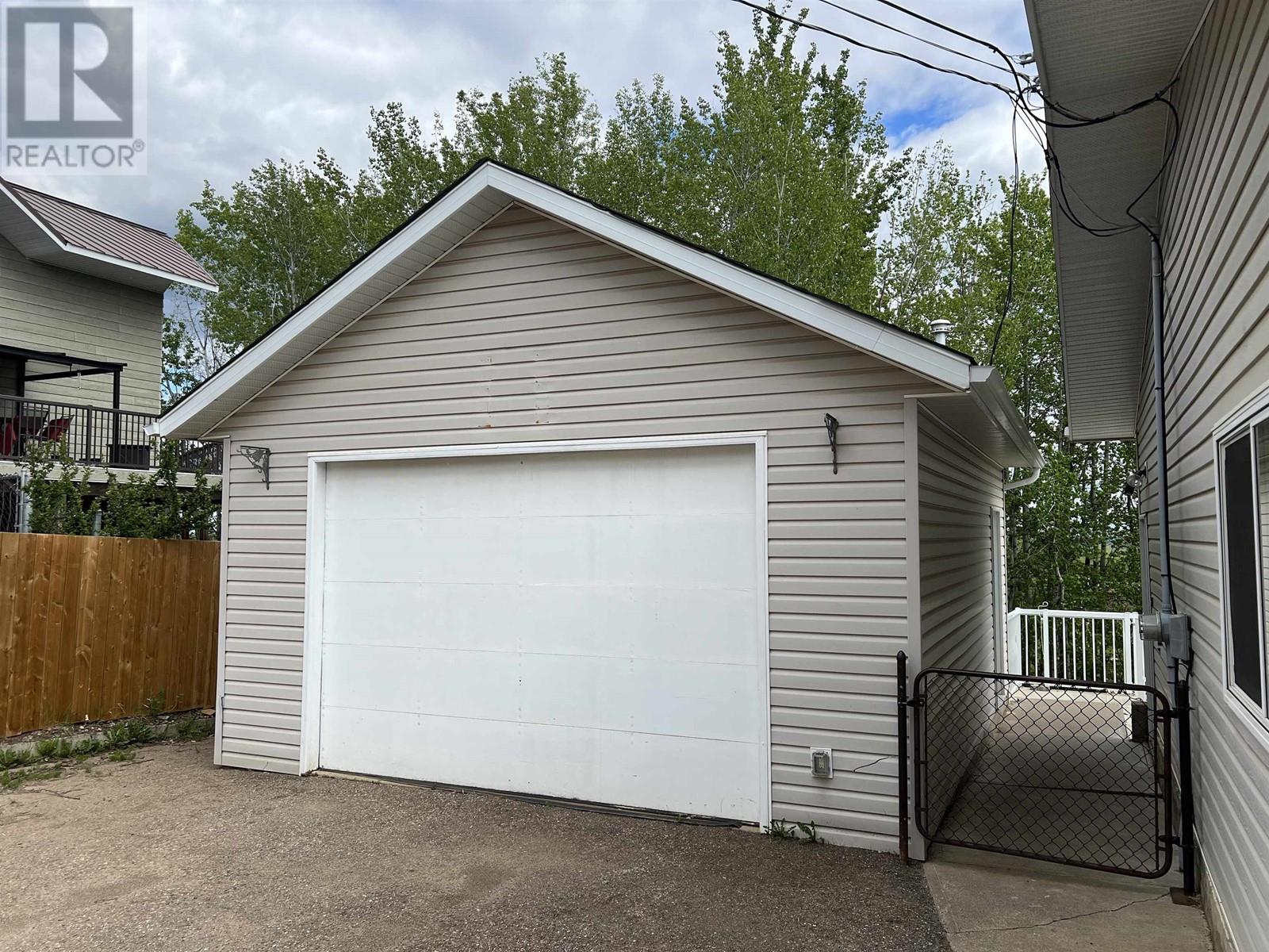 5324 51 STREET, Fort Nelson