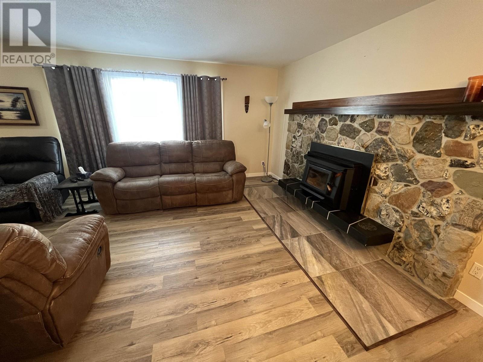 5324 51 STREET, Fort Nelson