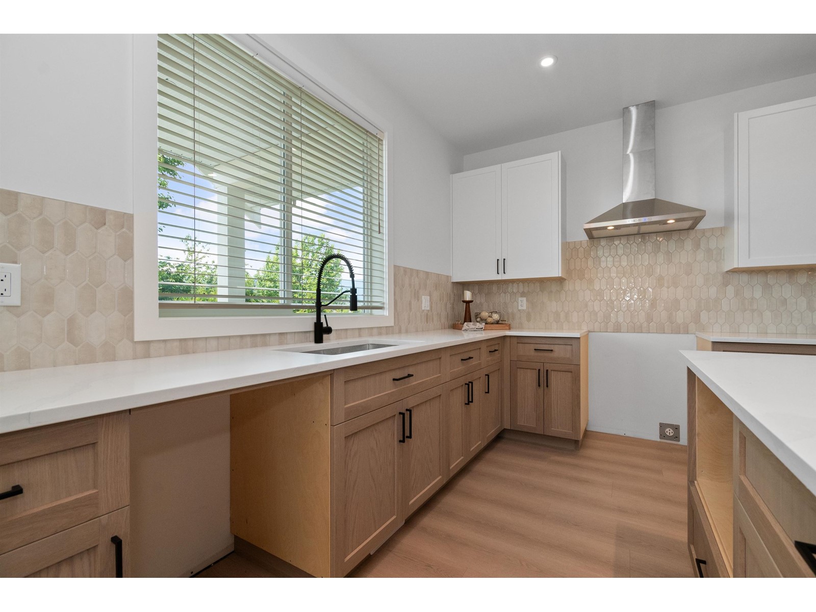 Photo 10 of 2 45314 Wells Road Sardis West Vedder, Chilliwack BC