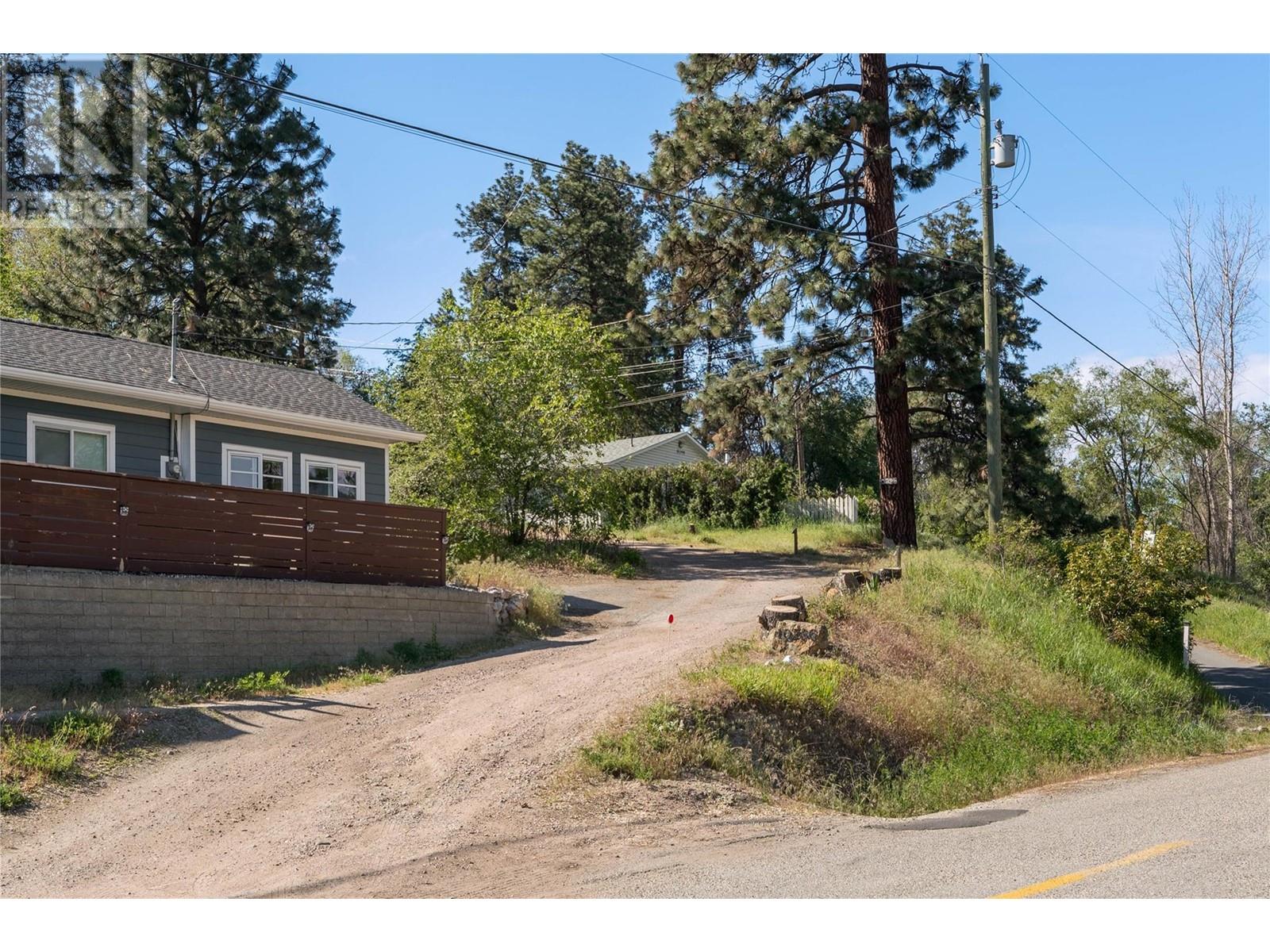 10286 Newene Road, Lake Country