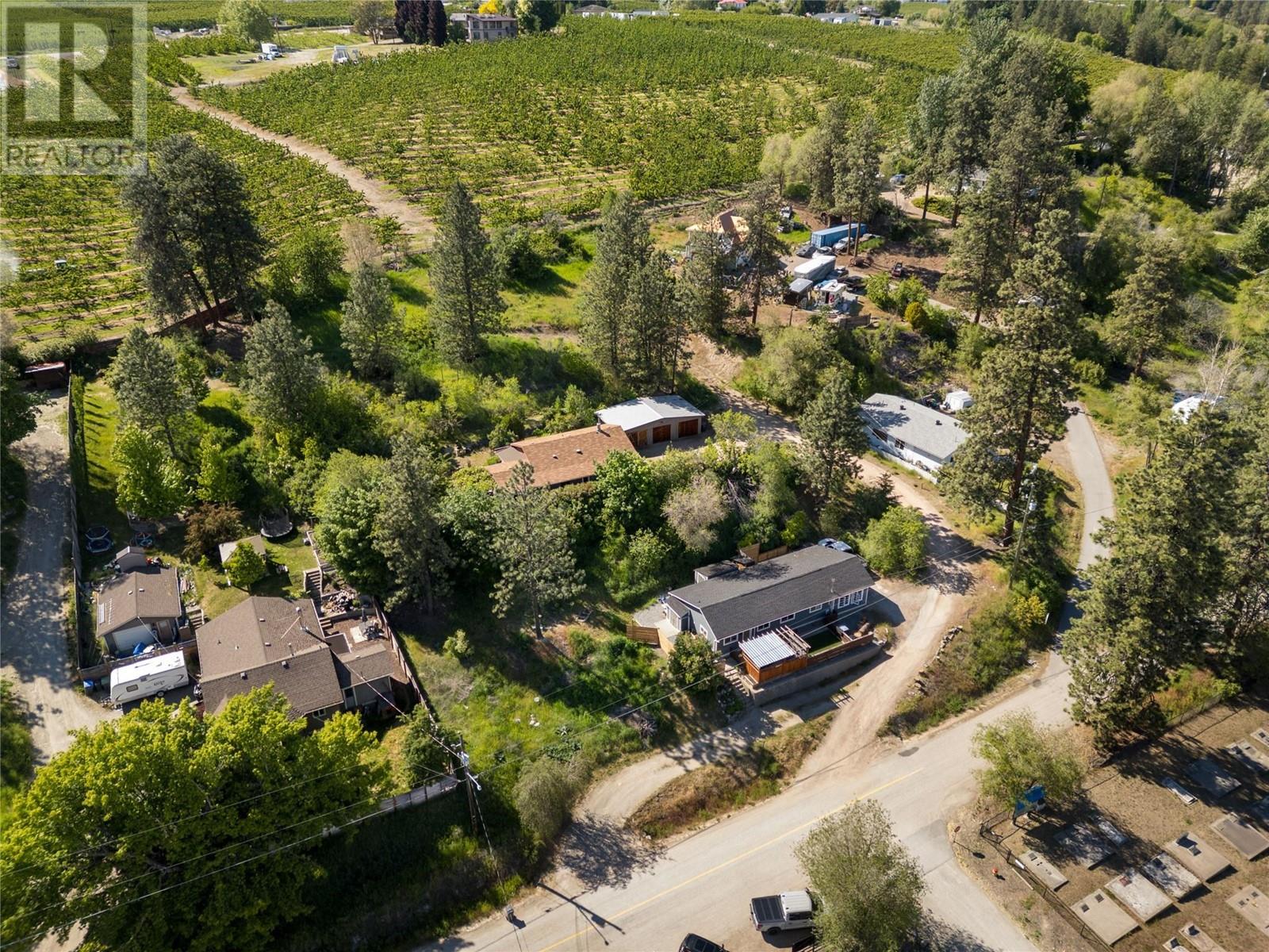 10286 Newene Road, Lake Country