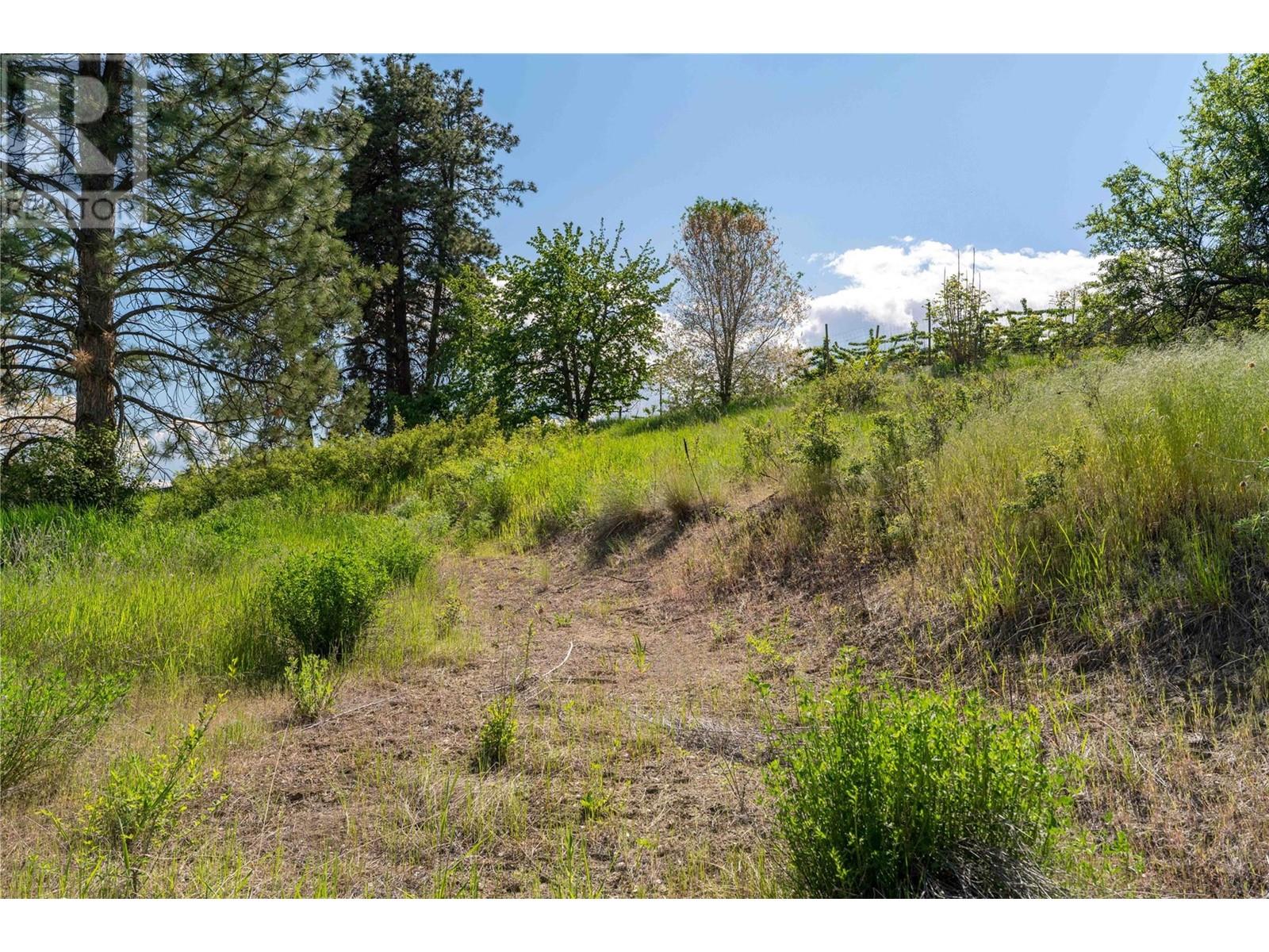 10286 Newene Road, Lake Country