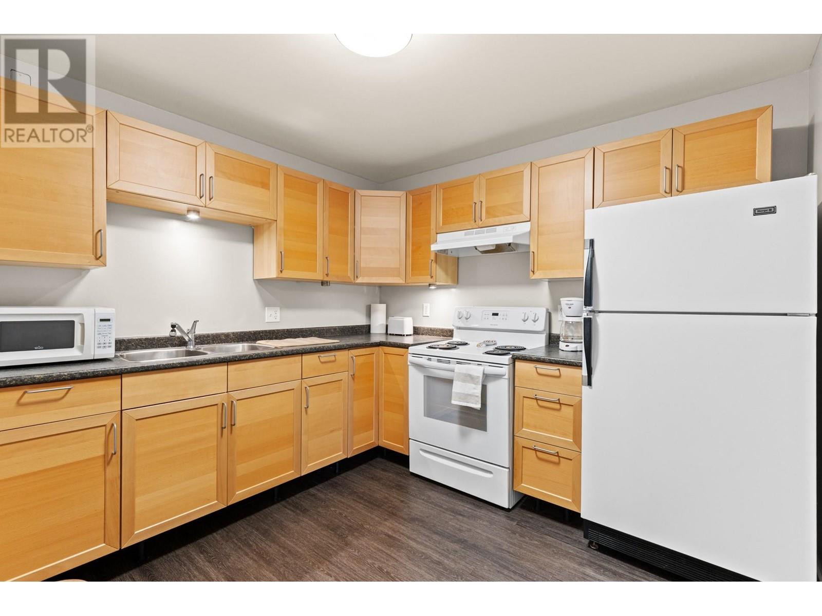  11290 Dakota Road, Lake Country