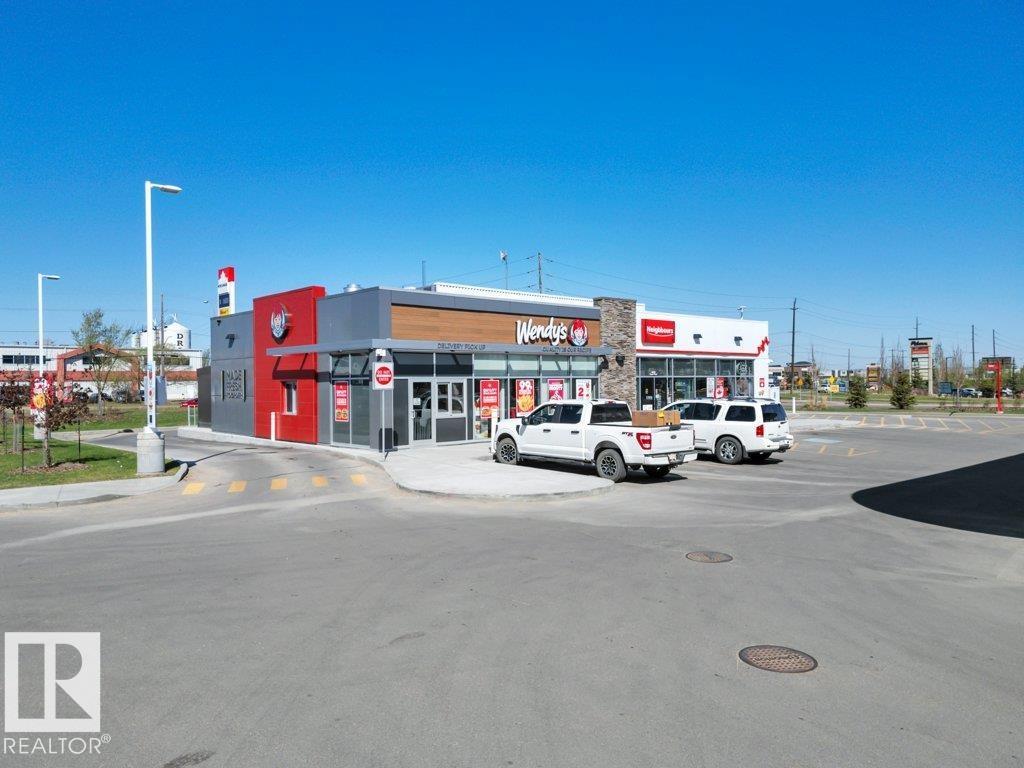 Photo 2 of 4905 Roper Rd Nw, Edmonton AB