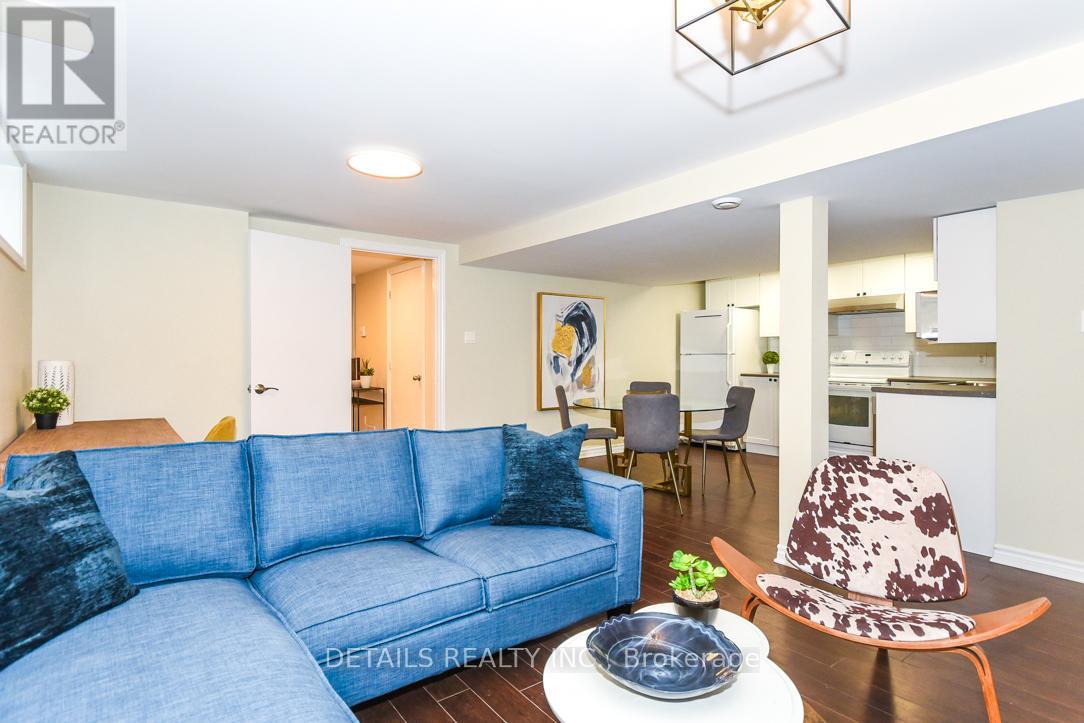 Photo 5 of 970 Shamir Avenue, Ottawa ON