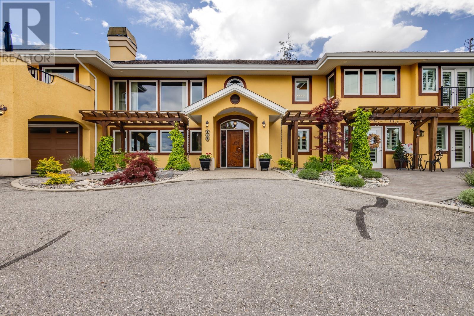 471 Okaview Road, Kelowna
