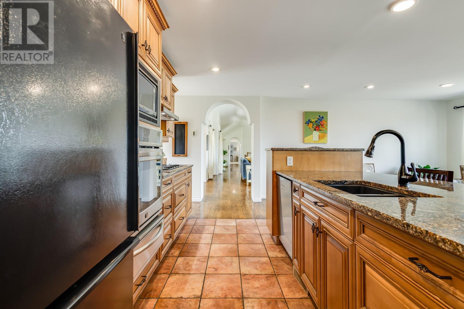  471 Okaview Road, Kelowna