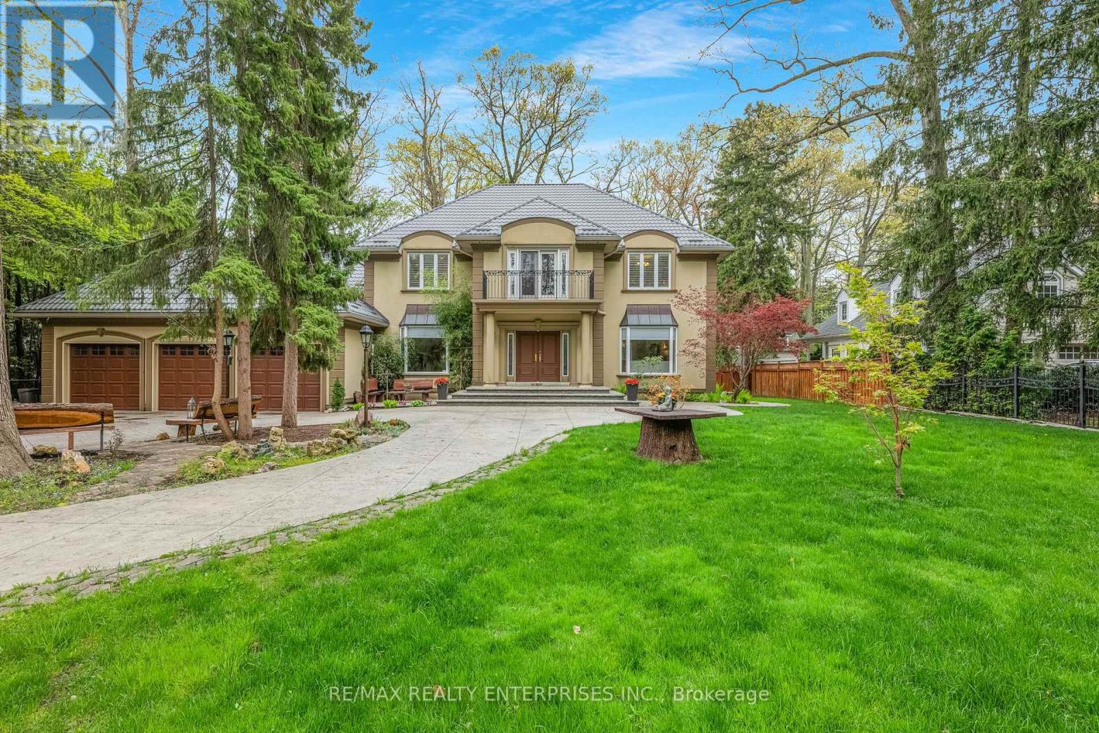 Photo 1 of 2162 Parker Drive, Mississauga ON