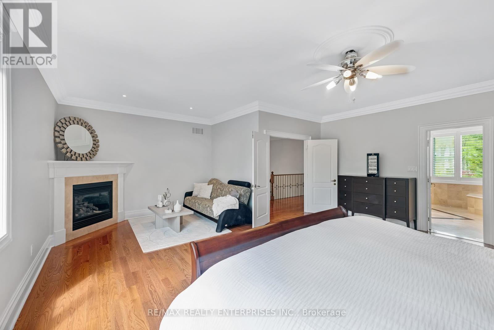 Photo 25 of 2162 Parker Drive, Mississauga ON