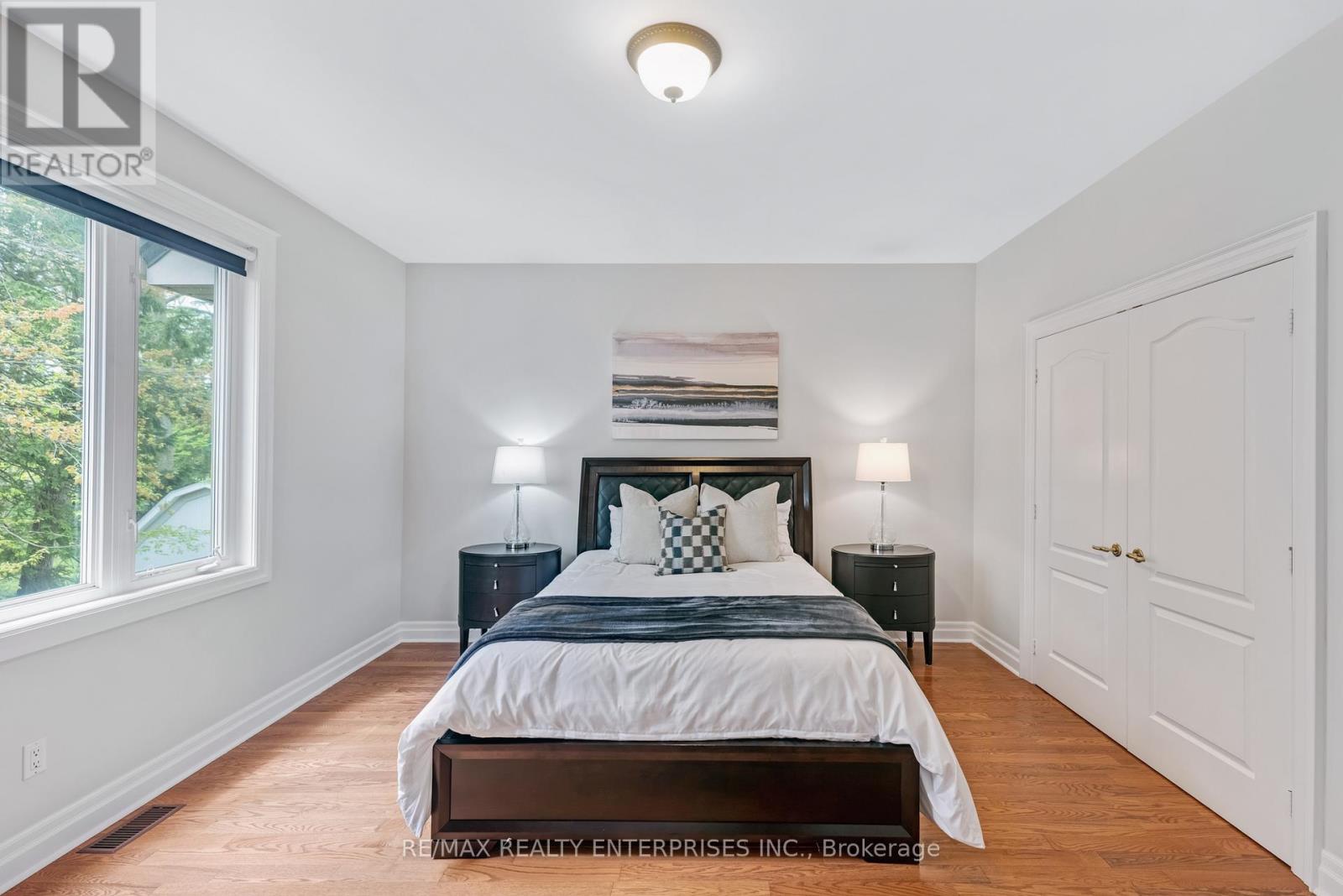 Photo 29 of 2162 Parker Drive, Mississauga ON