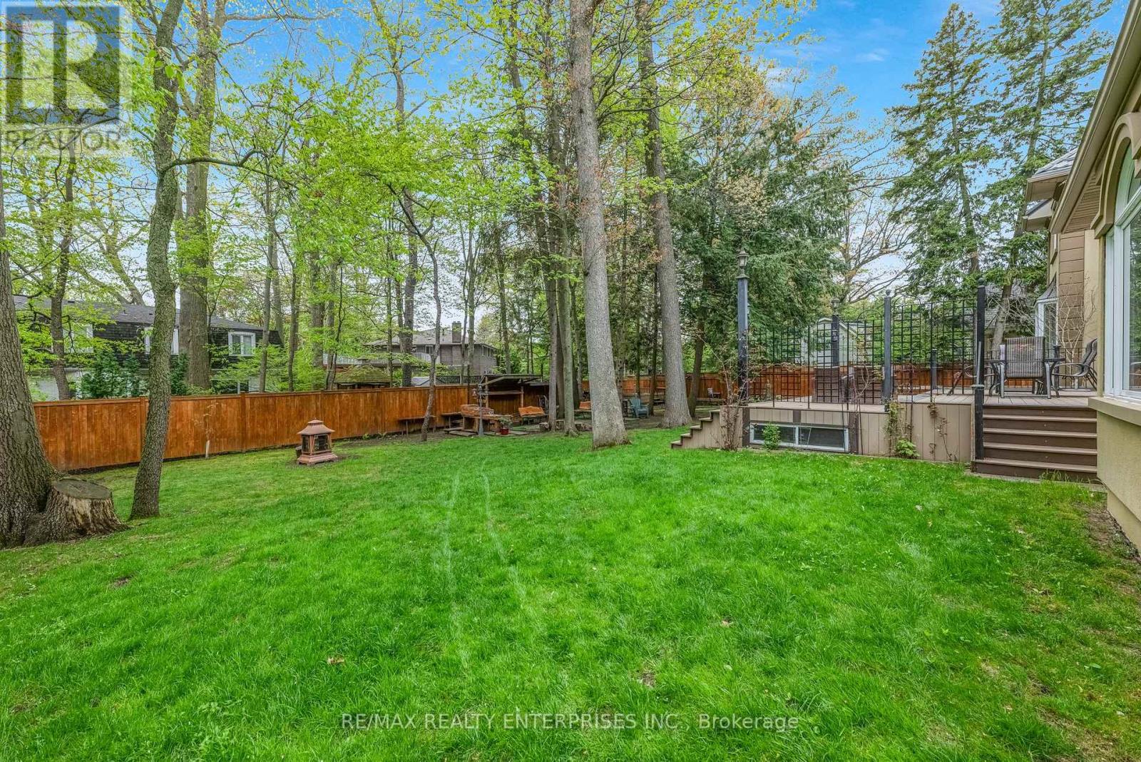 Photo 48 of 2162 Parker Drive, Mississauga ON