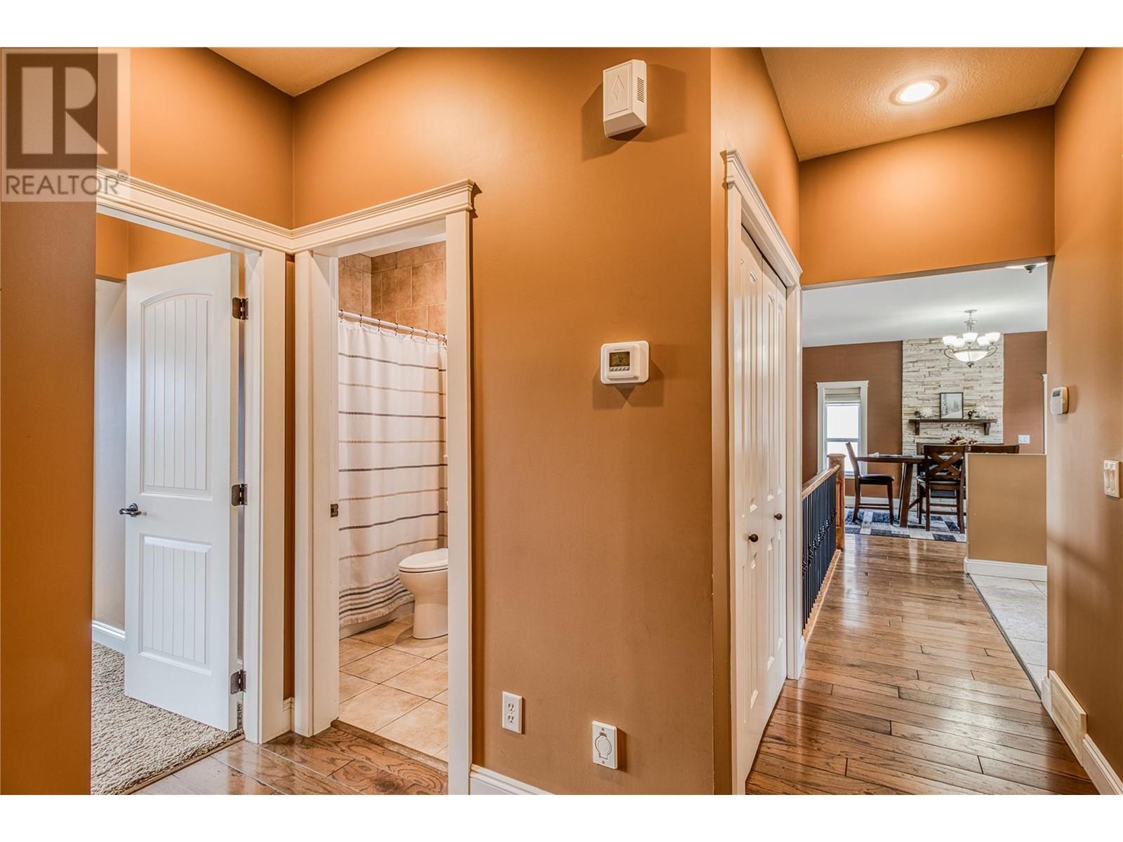  1084 Hume Avenue, Kelowna