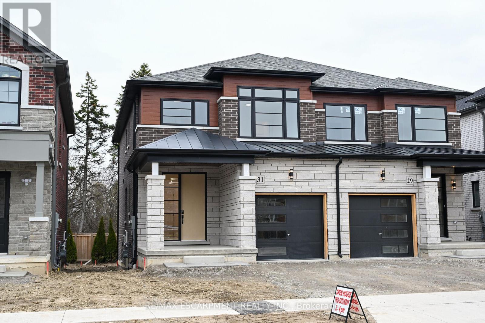 Photo 47 of 31 Kingfisher Drive, Hamilton ON