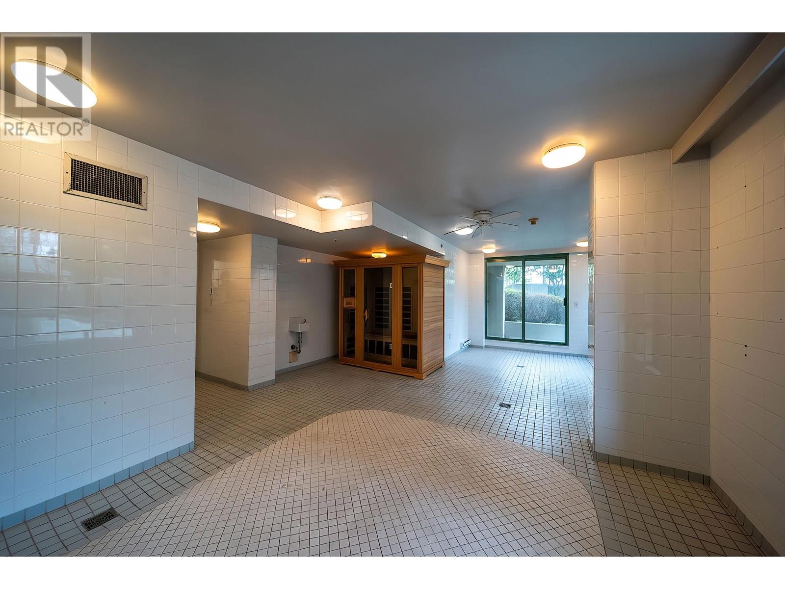 #1001-7380 ELMBRIDGE Way, Richmond