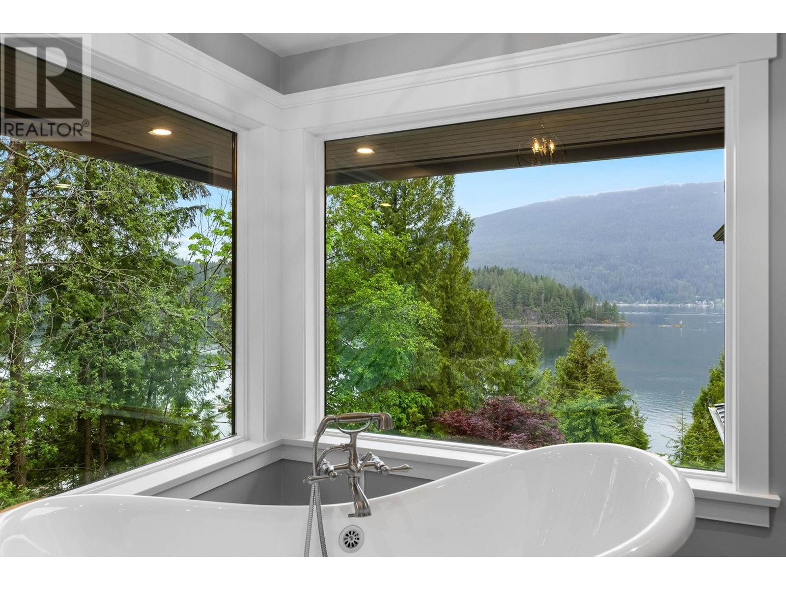 3377 SENKLER ROAD, Belcarra