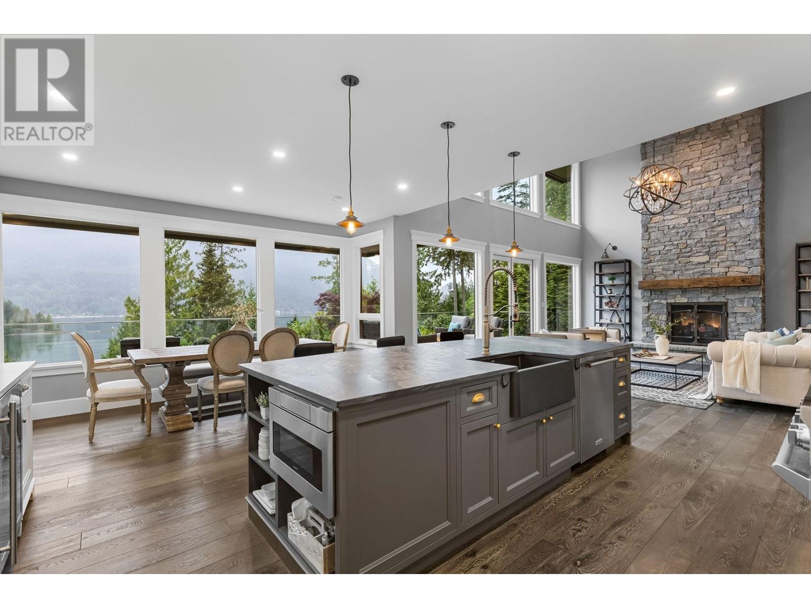 3377 SENKLER ROAD, Belcarra