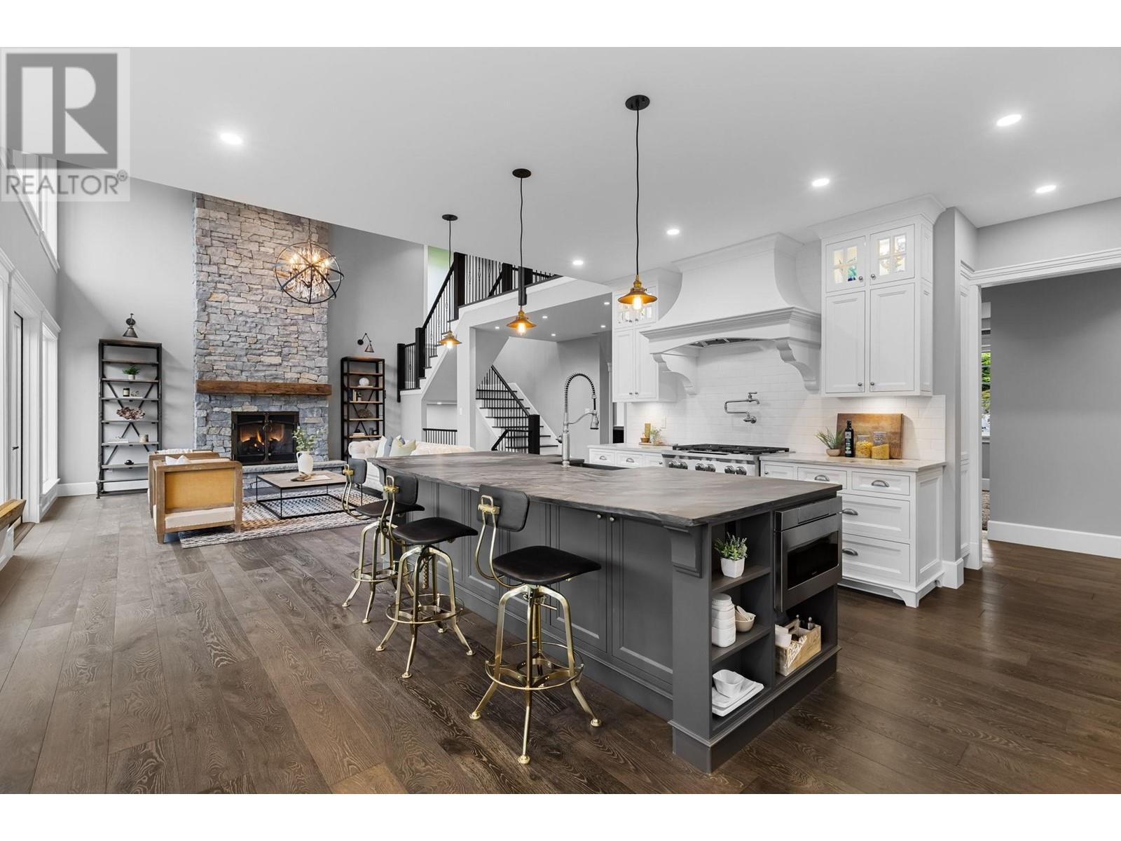3377 SENKLER ROAD, Belcarra
