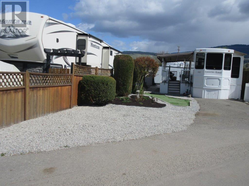 44 415 Commonwealth Road, Kelowna