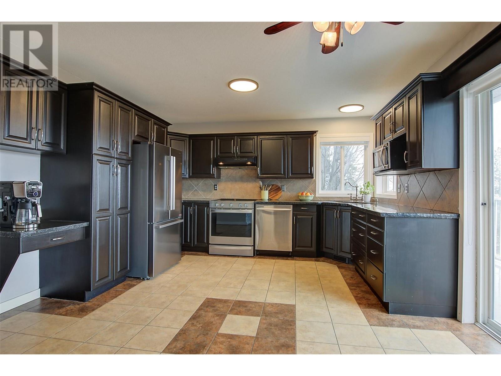  1129 James Hockey Place, Kelowna