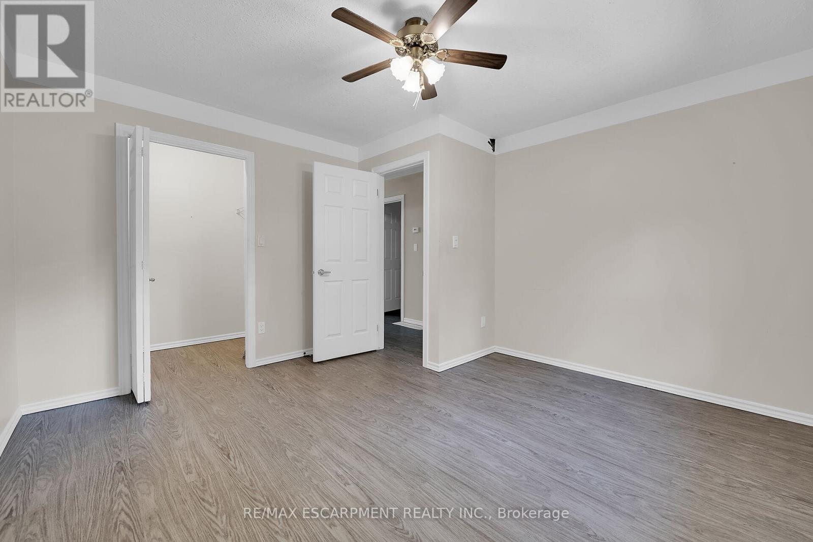 Photo 5 of 34 175 Victoria Street, Norfolk ON