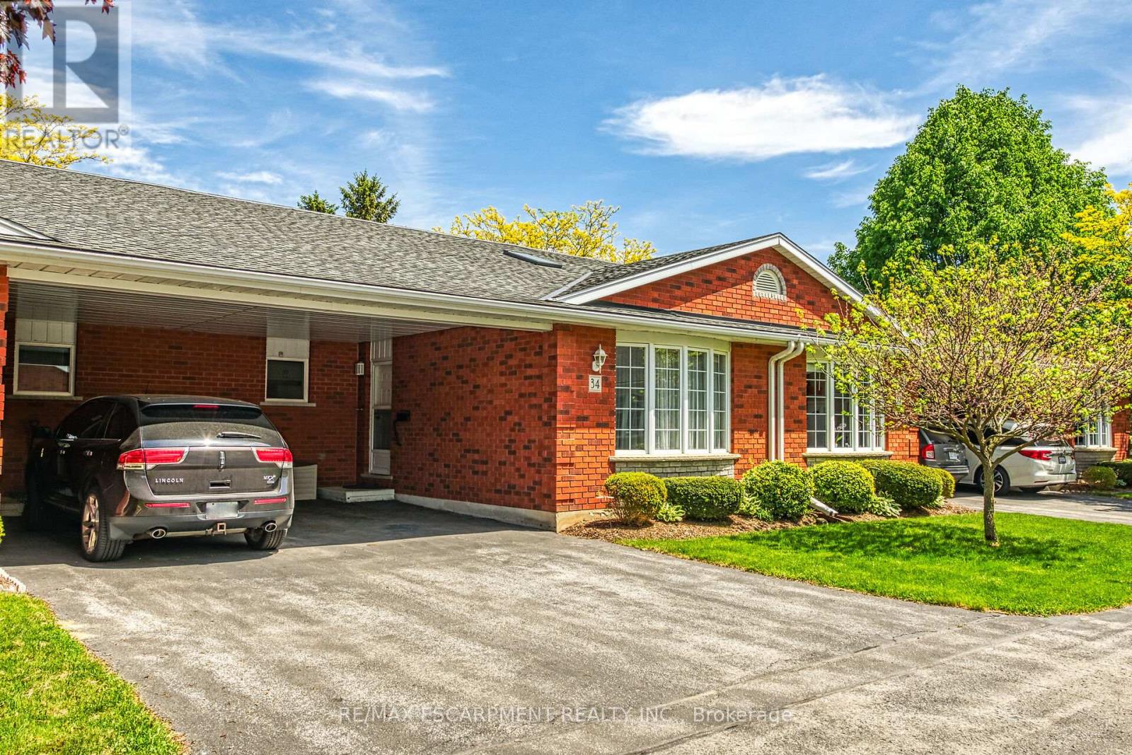 Photo 11 of 34 175 Victoria Street, Norfolk ON