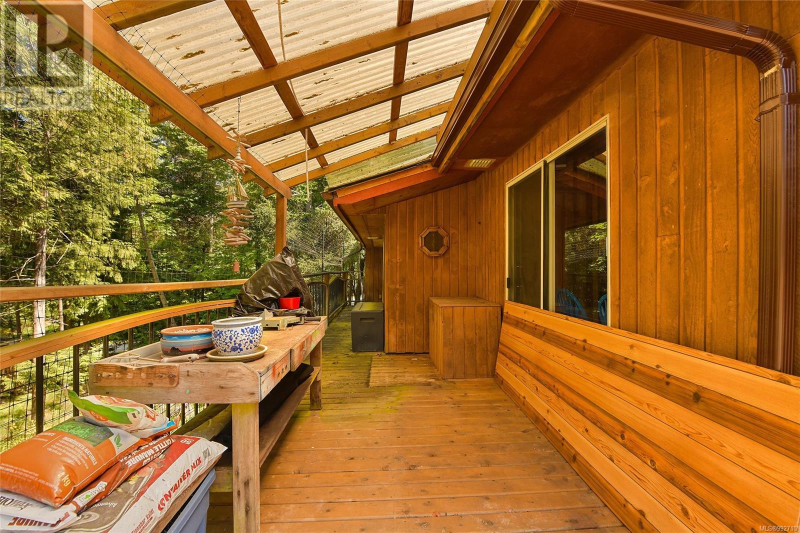  212 Cherry Tree Lane, Mayne Island