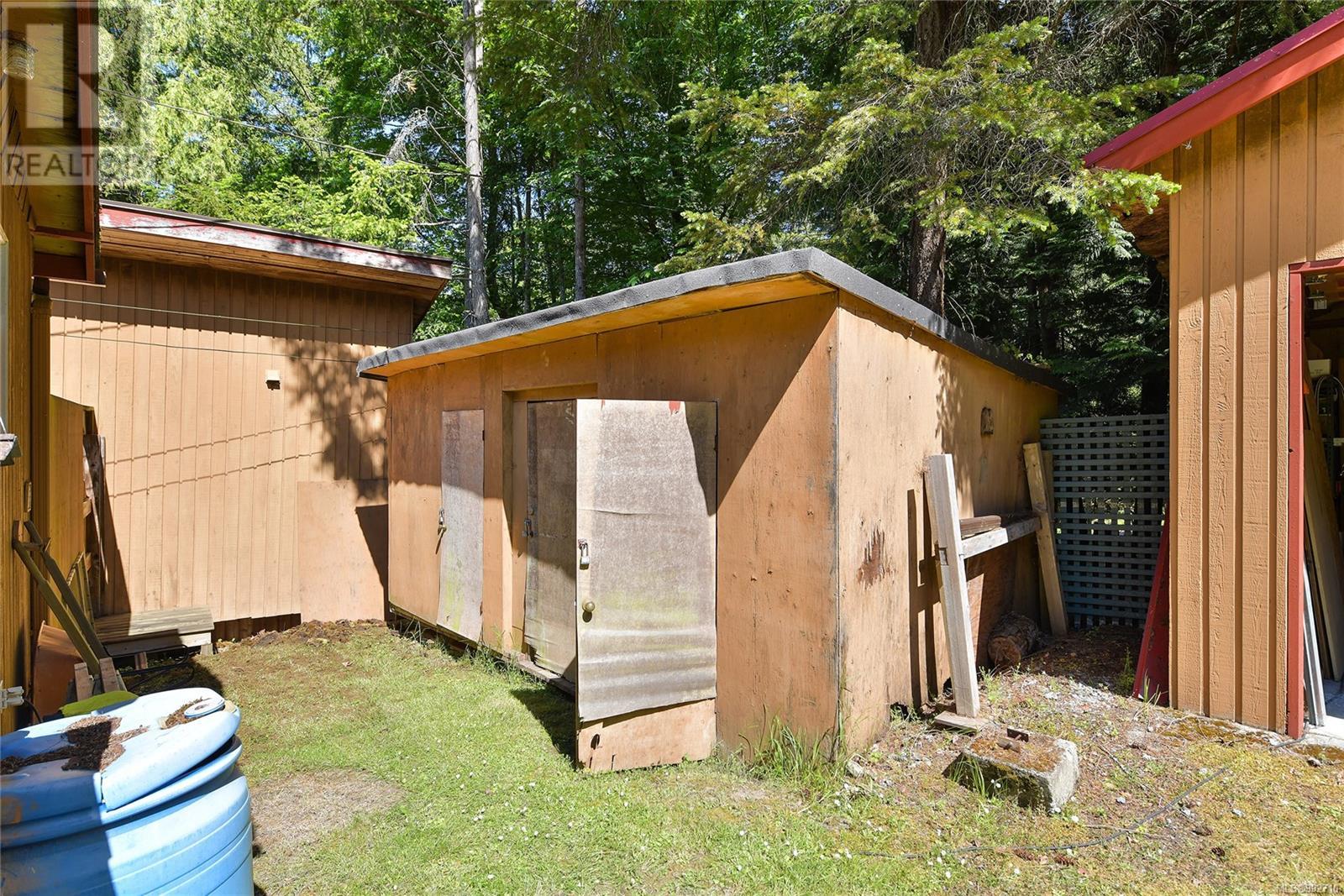  212 Cherry Tree Lane, Mayne Island