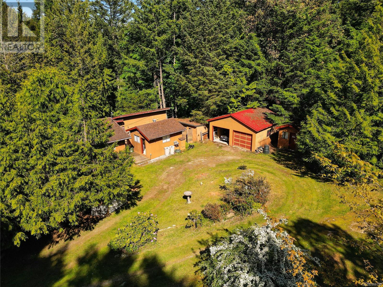  212 Cherry Tree Lane, Mayne Island