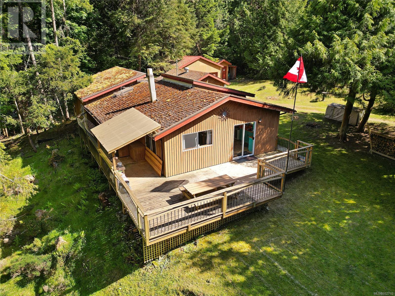  212 Cherry Tree Lane, Mayne Island