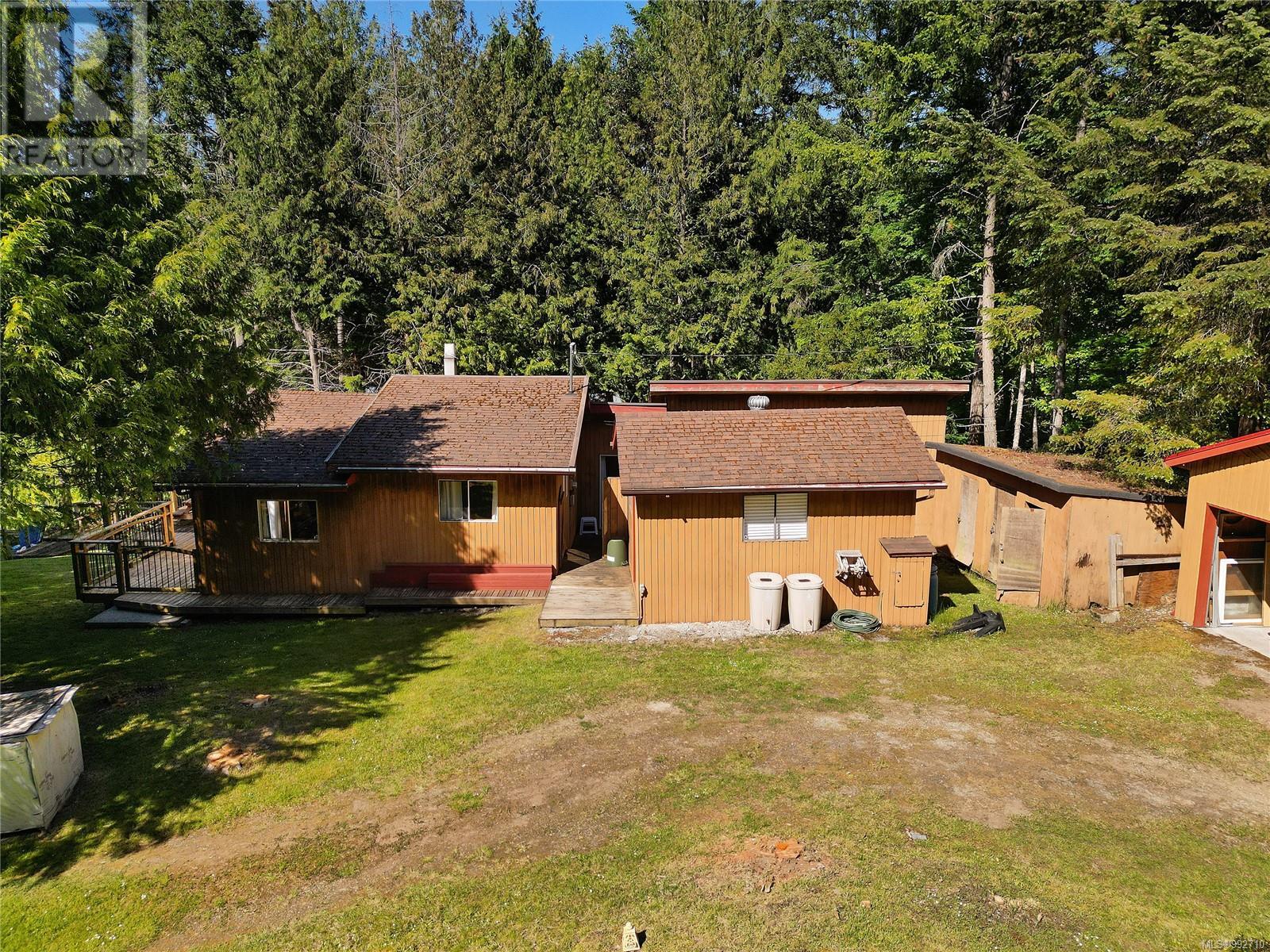  212 Cherry Tree Lane, Mayne Island