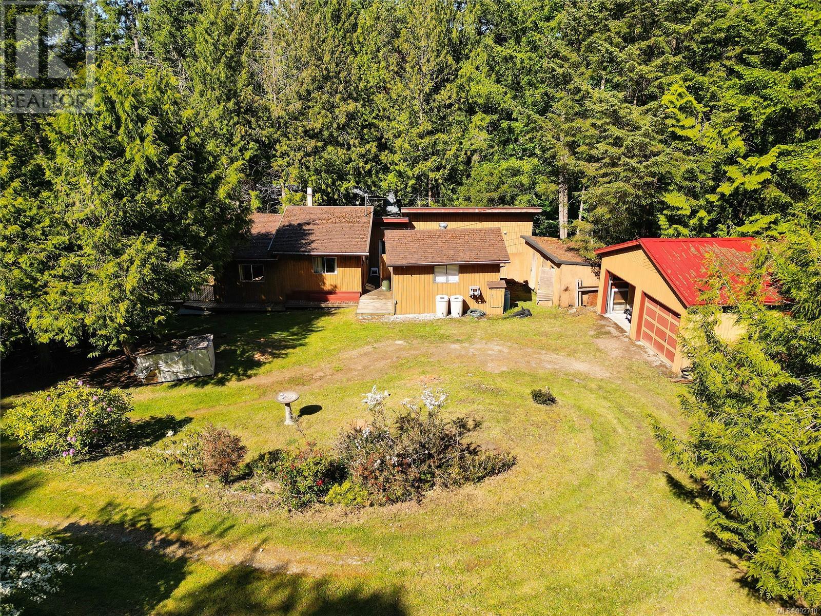  212 Cherry Tree Lane, Mayne Island