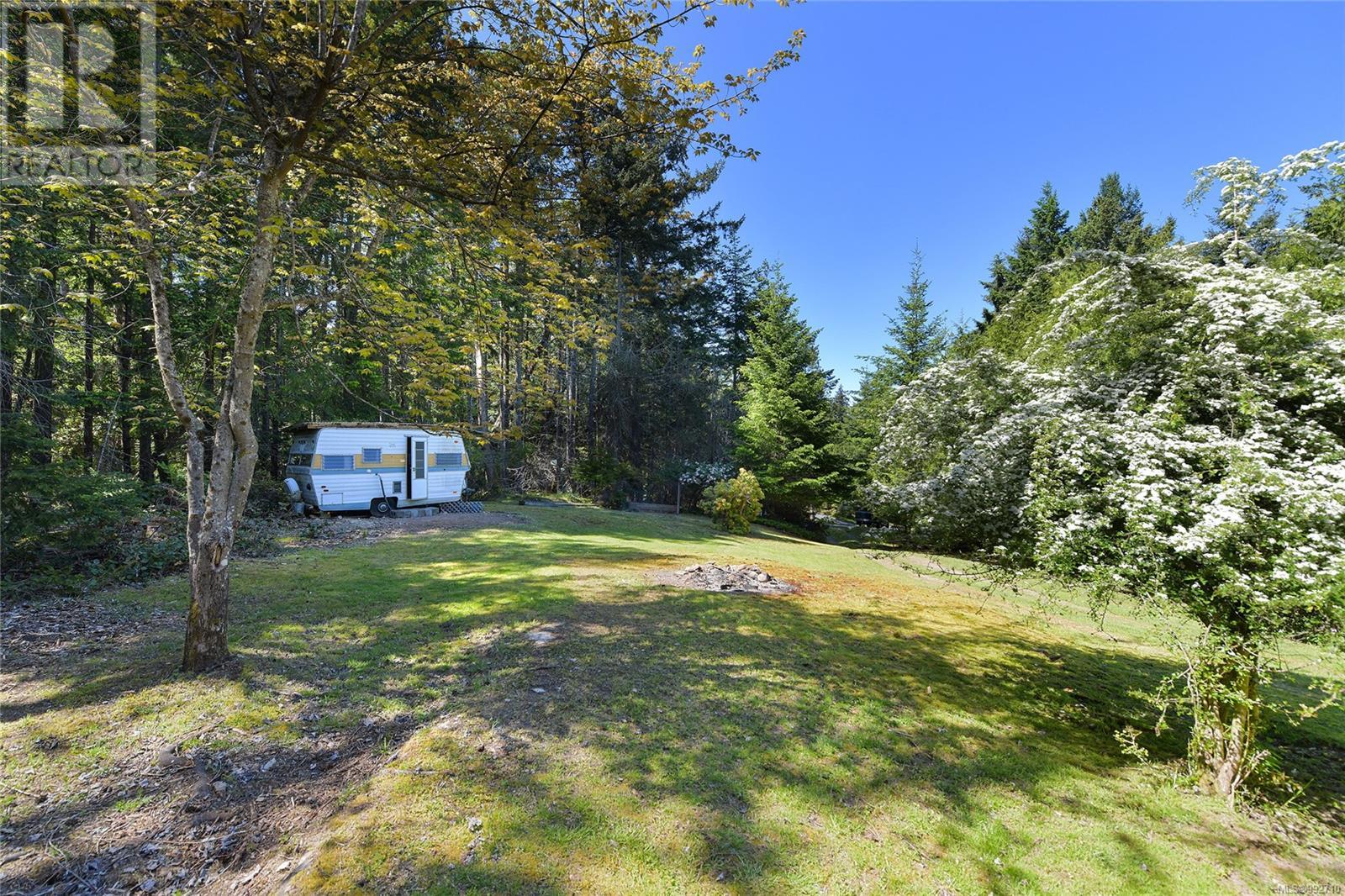 212 Cherry Tree Lane, Mayne Island
