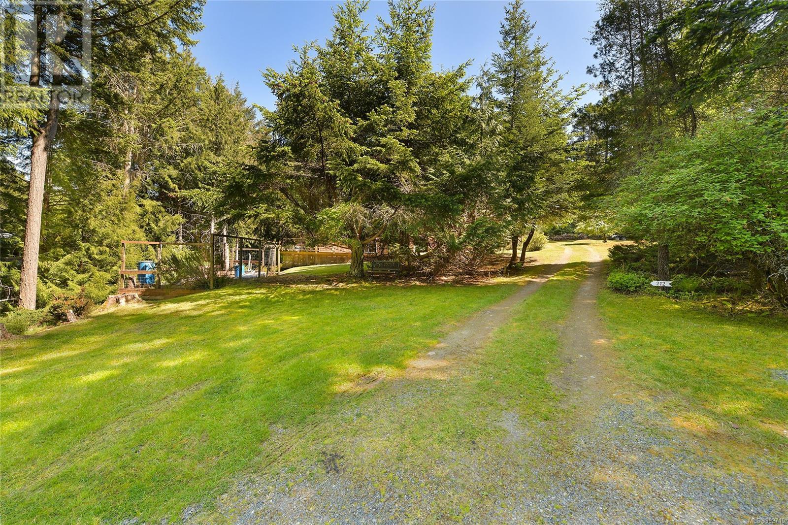  212 Cherry Tree Lane, Mayne Island