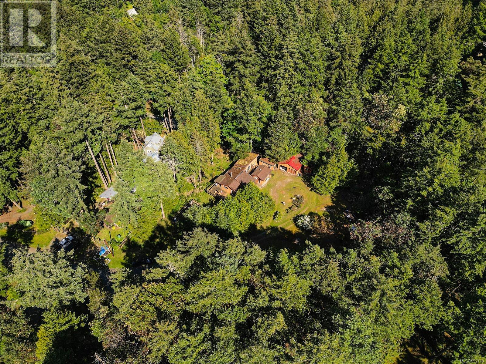  212 Cherry Tree Lane, Mayne Island