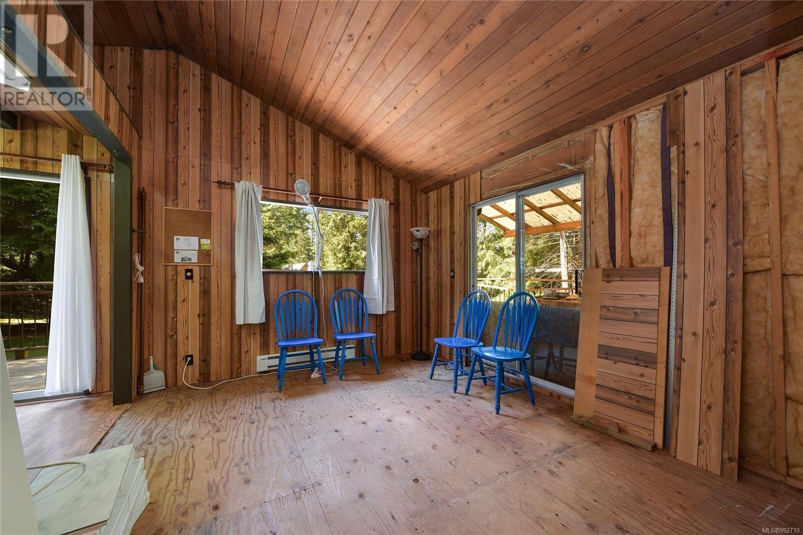  212 Cherry Tree Lane, Mayne Island