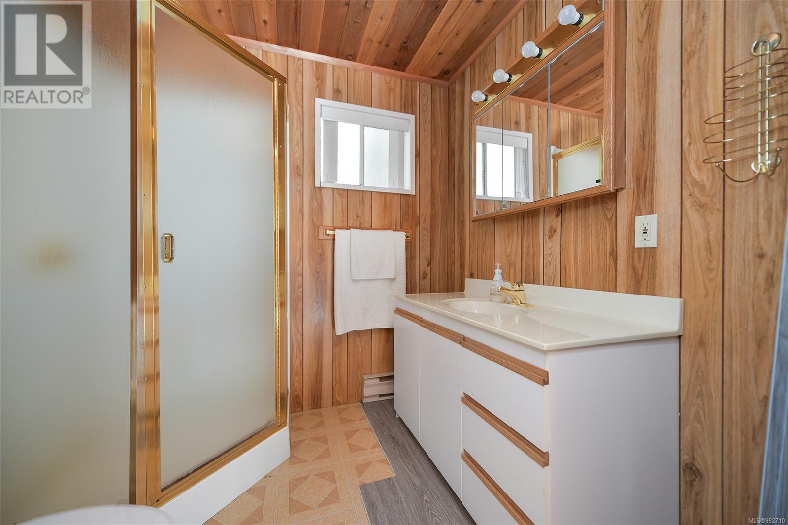  212 Cherry Tree Lane, Mayne Island