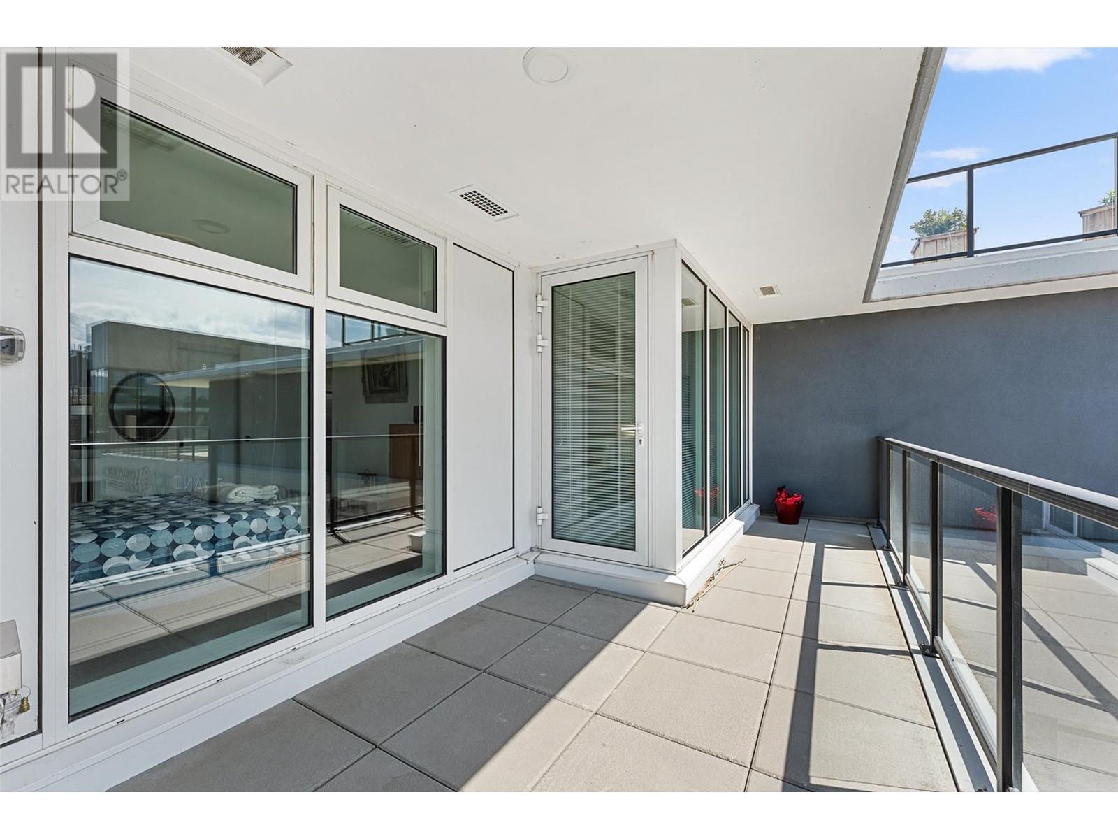 304 485 Groves Avenue, Kelowna