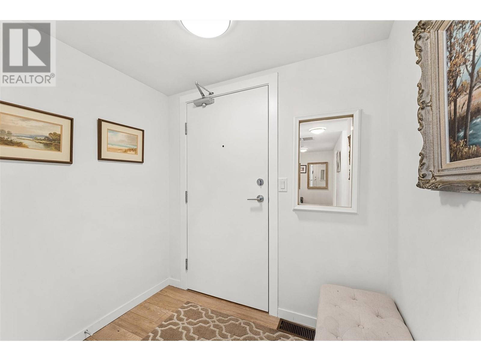 304 485 Groves Avenue, Kelowna