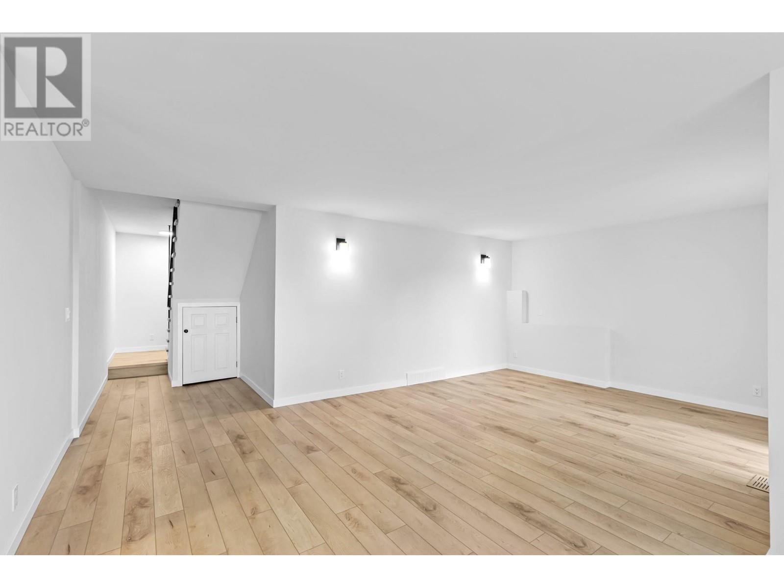  1515 Scott Crescent, West Kelowna